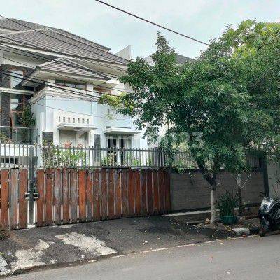 Rumah dijual di jl Dr semeru grogol jakarta barat 1