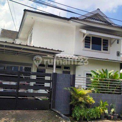 Rumah dijual di puri flamboyan anggun rempoa tangerang selatan 1