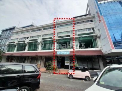 Shop House for Sale in Gallery Niaga 1 Complex, Pantai Indah Kapuk, Jakarta Shop House for Sale in Gallery Niaga 1 Complex, Pantai Indah Kapuk, Jakarta