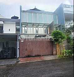 3-Story House for Sale on Jl Pulau Damar Permata Buana, West Jakarta