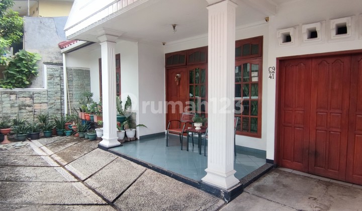 House for Sale in Duren Sawit Baru, East Jakarta House for Sale in Duren Sawit Baru, East Jakarta