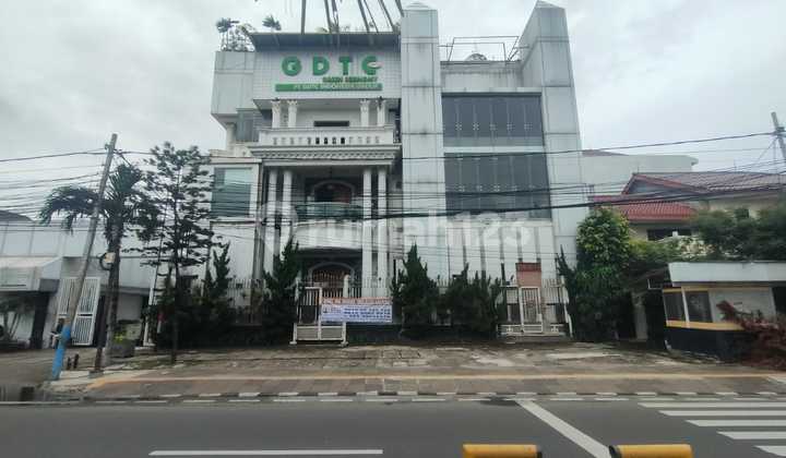 Kantor di Jual di Jl Cempaka Putih Barat 26 Jakarta Pusat