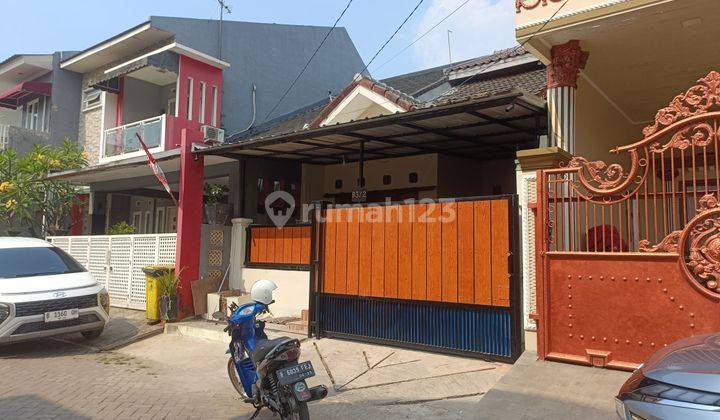 Rumah Bagus Di Perum Taman Kota  2