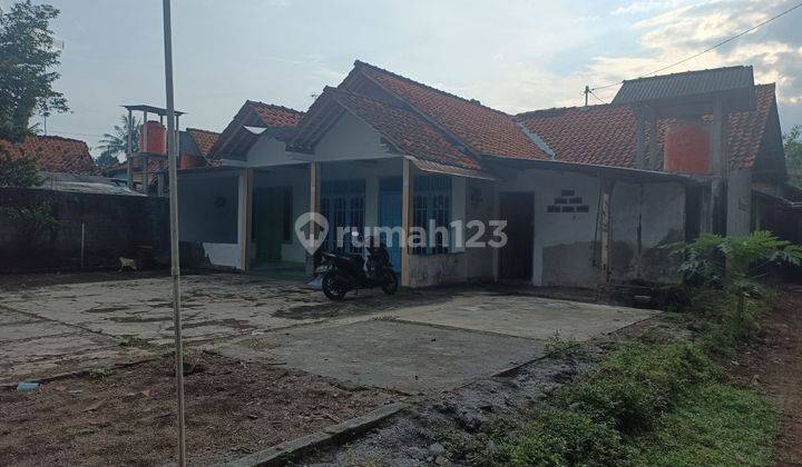 Dijual Rumah kampung beserta pekaranganya  2