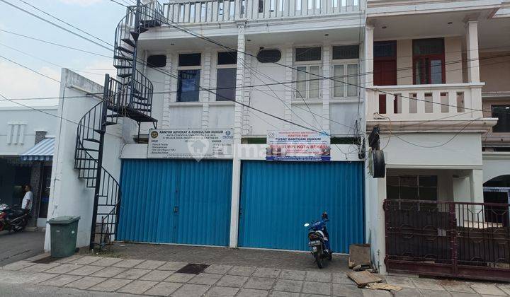 Rumah Kantor Yang Masih Bagus Dijalan  Pakis Raya ,Pekayon Jaya 1