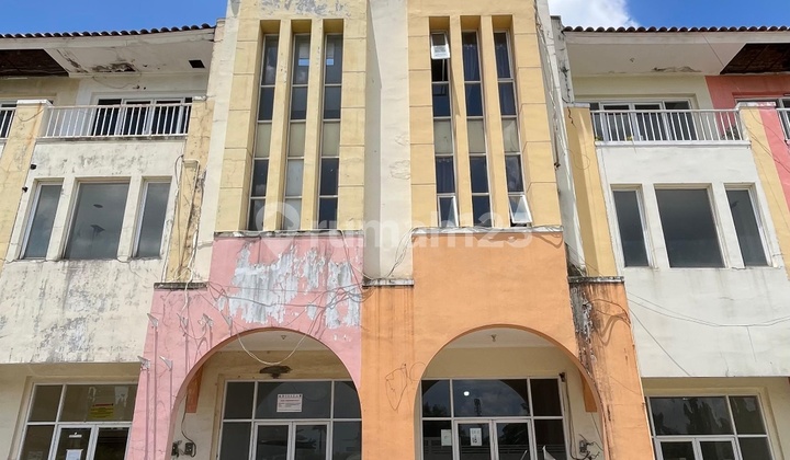 Ruko3 Lantai di Komplek Ruko Cbd Karang Tengah Kota Tangerang