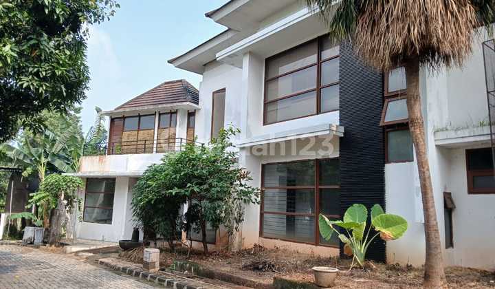 Strategic Villa Ciurendeu Disputed in South Tangerang, Banten Strategic Villa Ciurendeu Disputed in South Tangerang, Banten