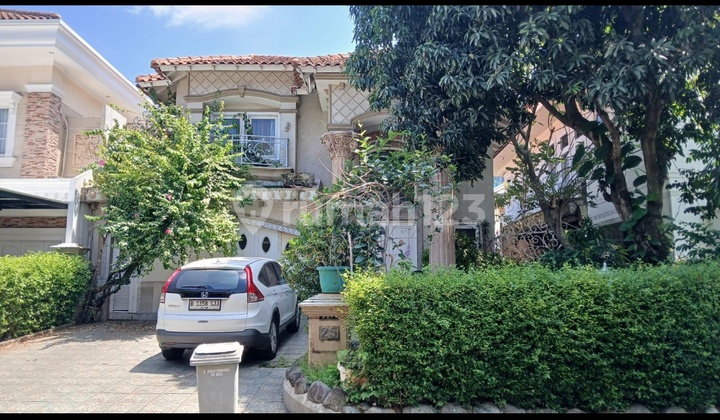 Luxury House in Beverly Golf Lippo Karawaci