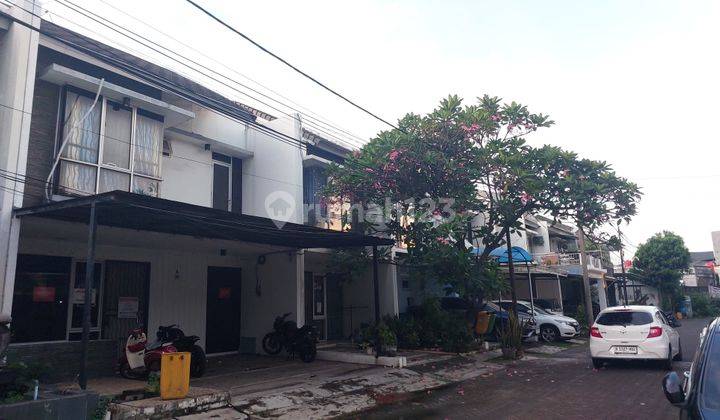 Rumah cantik 2lt Mutiara Puri Kembangan 1