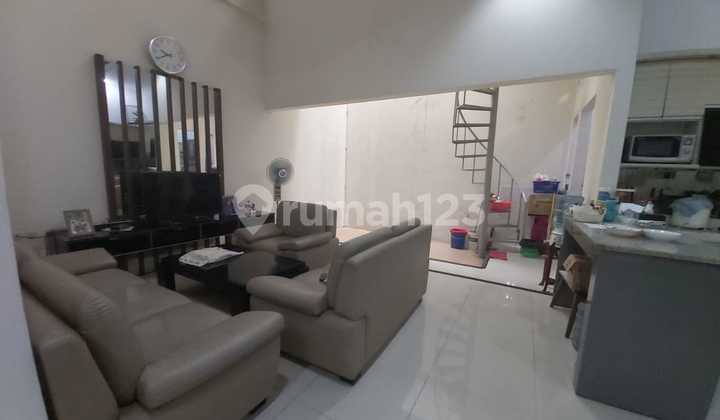 Rumah 2 Lantai di Delima Raya Full Renov, Tanjung Duren Jak Bar