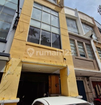 Strategic Shophouse at Mutiara Taman Palem, West Jakarta