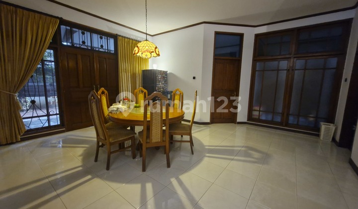 Ready-to-Live and Nice House in Puri Indah 2