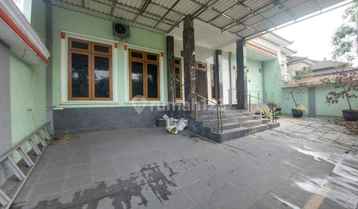 Rumah Bagus Murah di Karang Tengah  1