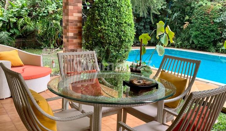 Rumah Mewah Ada Swimpool