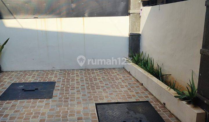 Rumah Siap Huni Dekat Taman  2