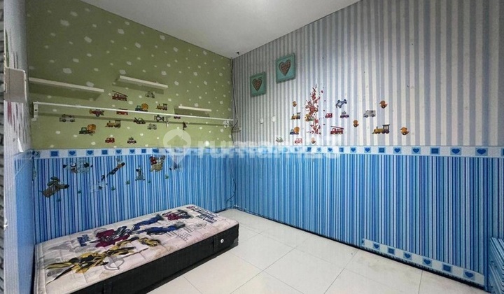 Rumah Daan Mogot Baru Depan Taman 2