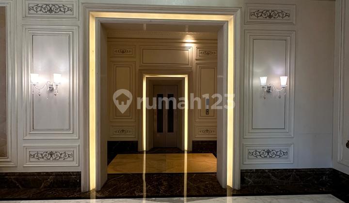 Rumah Mewah di Cluster Elite Pik