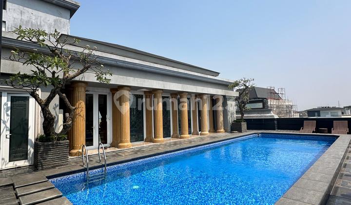 Rumah Mewah di Cluster Elite Pik