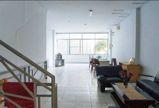 Di Jual Cepat Ruko Gandeng 3 Di Jl Wahid Hasyim Tanah Abang-Menteng Jakarta Pusat 12