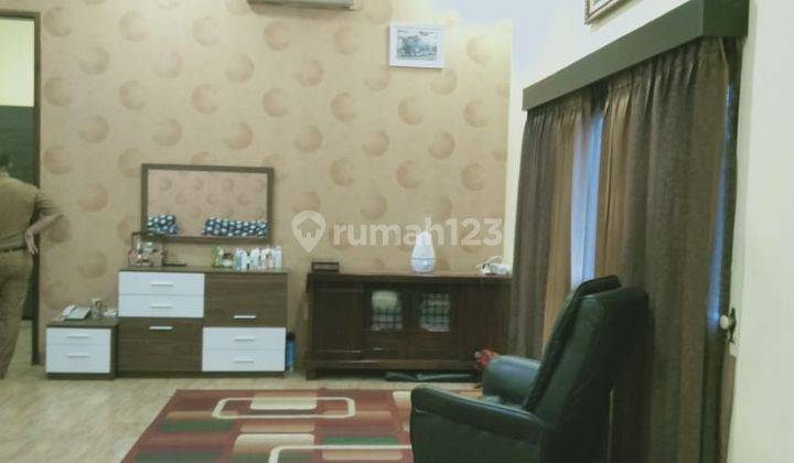 Dijual Rumah Rancangan Arsitek Siap Huni di Kav Dki, Jak Bar 2