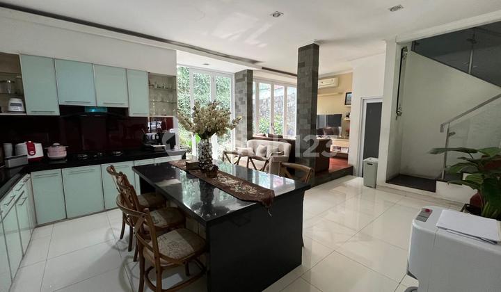 Rumah Furnished Di Gading Serpong Cluster Serenade Lake , Tangerang