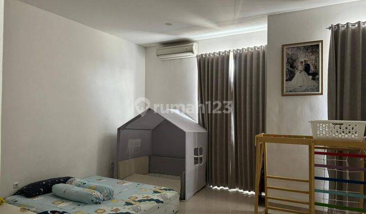 Rumah di Aeroland Residence 2,5 Lantai, Tangerang 2