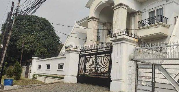 Di jual Rumah mewah Pluit putra raya dan Pluit putra dalam  1