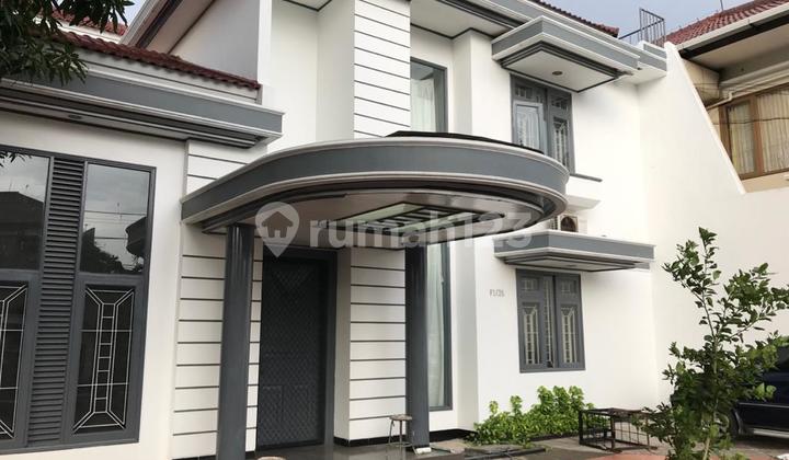 Rumah Hook, bangunan kokoh, kusen2 dan pintu2 dari kayu jati 2