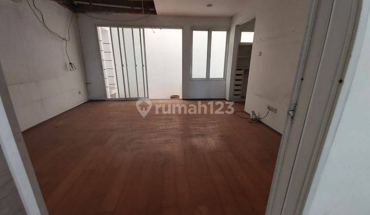 Dijual Rumah di Puri Indah Jakarta Barat 2