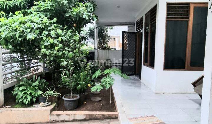 Rumah Siap Huni di Intercon Kebon Jeruk, Jakarta Barat  1