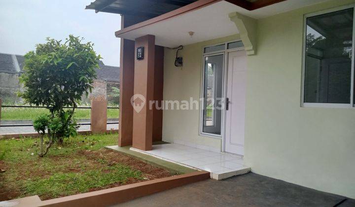 Rumah Cantik Minimalis ada Lapangan Bolanya Cileungsi, Bogor  2