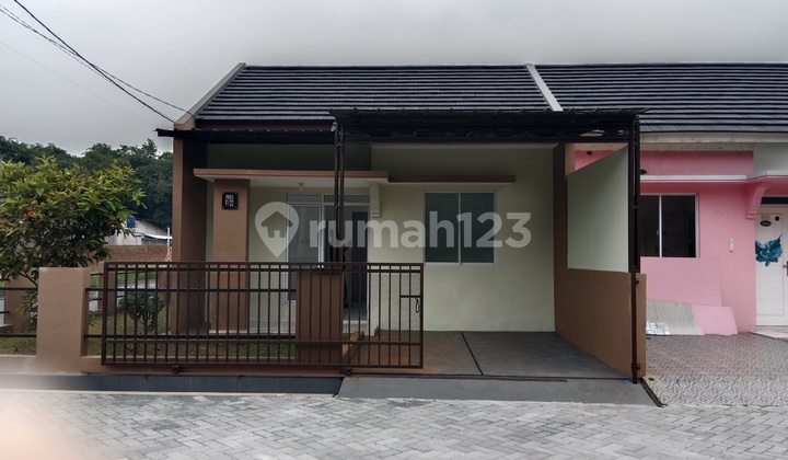 Rumah Ini DP 0%  Full Bata Merah Bebas Banjir Di Cileungsi 2