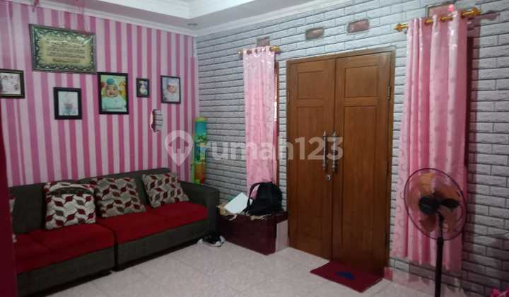 Turun Harga Rumah Siap Huni Gandaria Jl. Raya Bogor Jakarta Timur Turun Harga Rumah Siap Huni Gandaria Jl. Raya Bogor Jakarta Timur