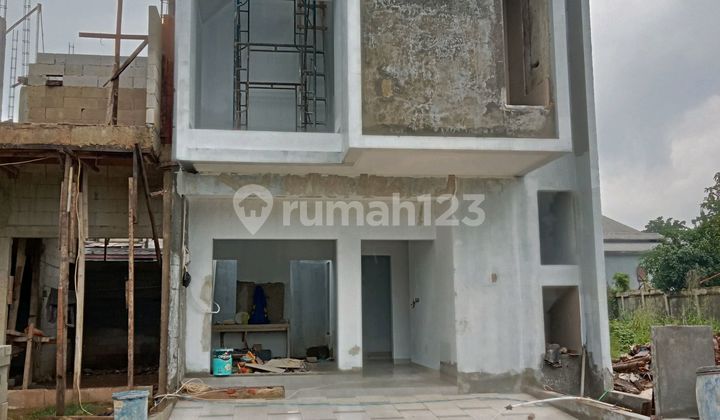 Rumah 2 Lantai Roof Top, Culster Pinggir Jalan, Nempel LRT Ciracas Rumah 2 Lantai Roof Top, Culster Pinggir Jalan, Nempel LRT Ciracas
