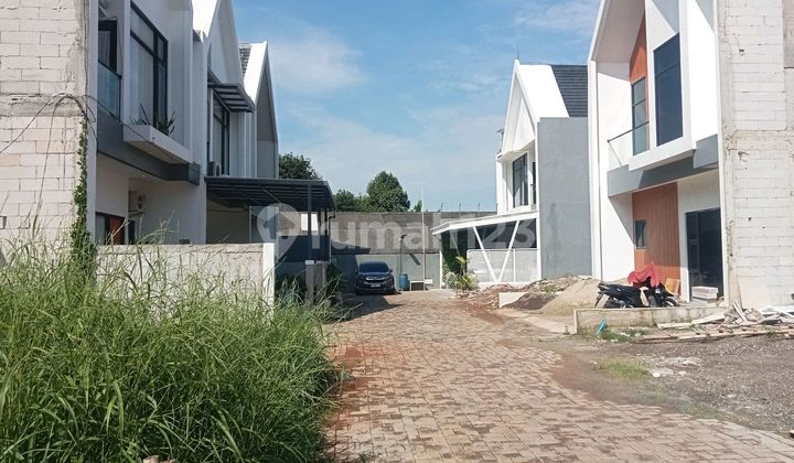 Rumah Baru 2 Lantai Pinggir Jalan Raya Cllangkap Cipayung Cibubur 2