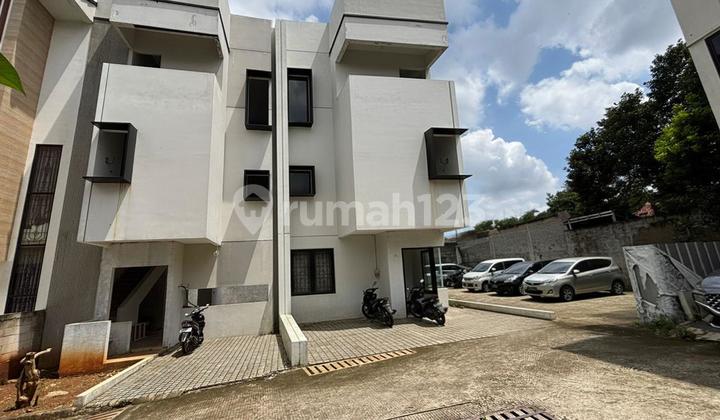 3-Story House at One Gste Cipayung, East Jakarta