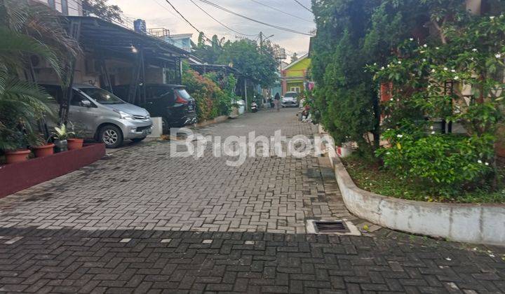 Cepat Rumah Komplek Anggrek Loka Di Jalan Dalang Munjul Cipayung Jakarta Timur 2