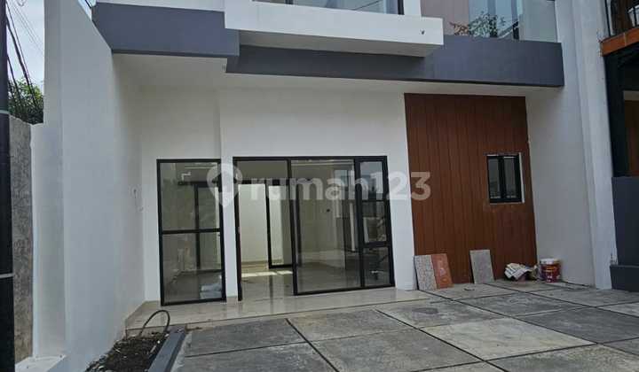 Rumah 2 Lantai Dekat LRT Harjamukti Halte Transjakarta Jagorawi Rumah 2 Lantai Dekat LRT Harjamukti Halte Transjakarta Jagorawi