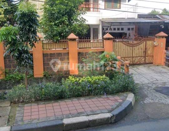 2-Story House on Kelapa Dua Wetan Main Road, Ciracas, East Jakarta 1