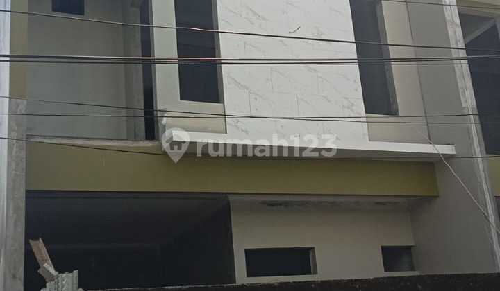 Rumah 2 Lantai Cilangkap Cipayung Cibubur Ciracas Jakarta Timur