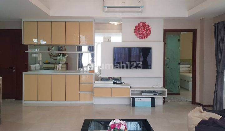 Apartment Royal Medterania 4 BR Furnished Bagus 1