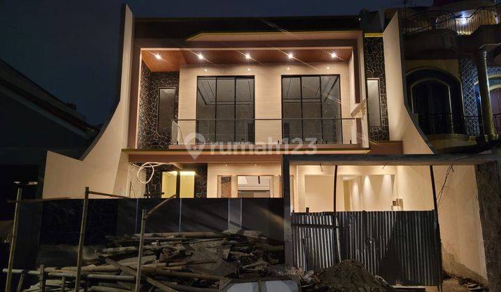 Dijual Rumah Baru 2 Lantai di Kramat, Jakarta Pusat 1