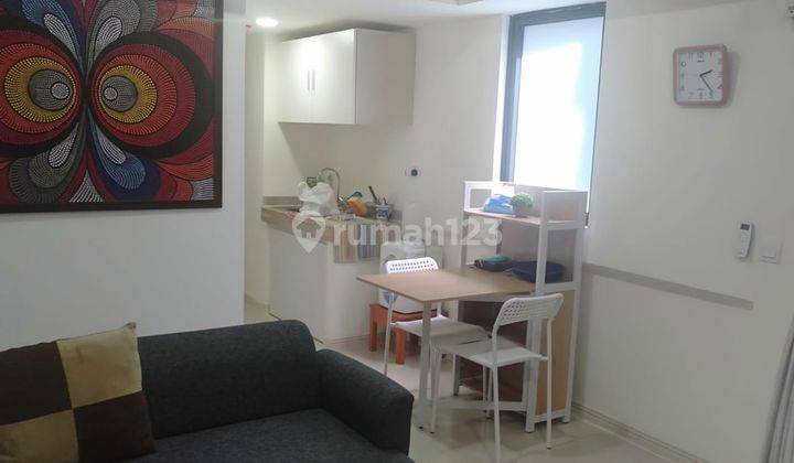 Apartement MEIKARTA 2 BR Furnished 2