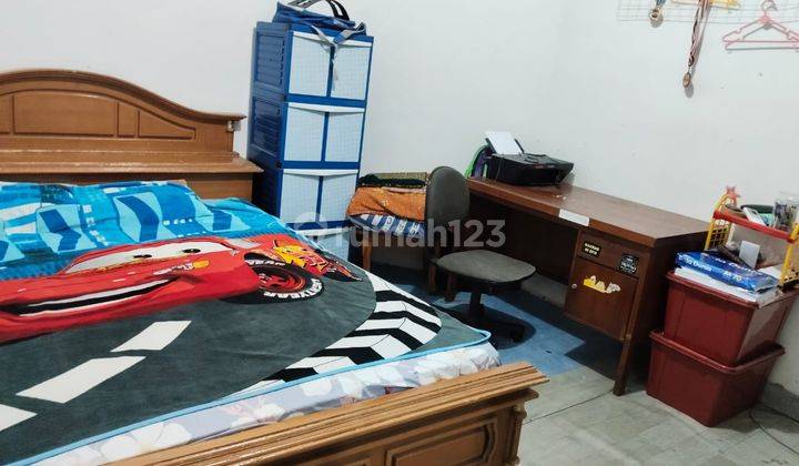 Dijual Rumah Furnished di Tanjung Duren Utara, Jakarta Barat 2