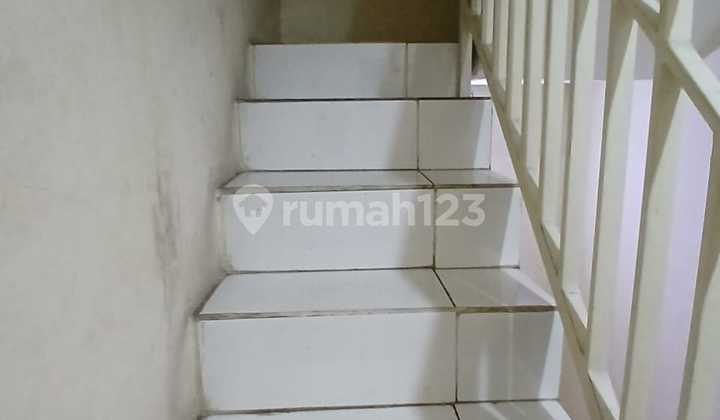 Dijual Rumah Kost 5 Lantai Bagus di Tanjung Duren, Jakarta Barat 2