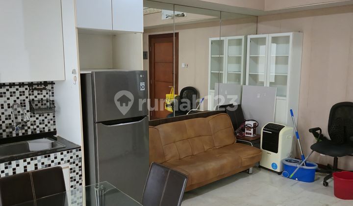 Dijual Cepat Apartment Royal Mediterania dengan 3 BR  dan Furnished