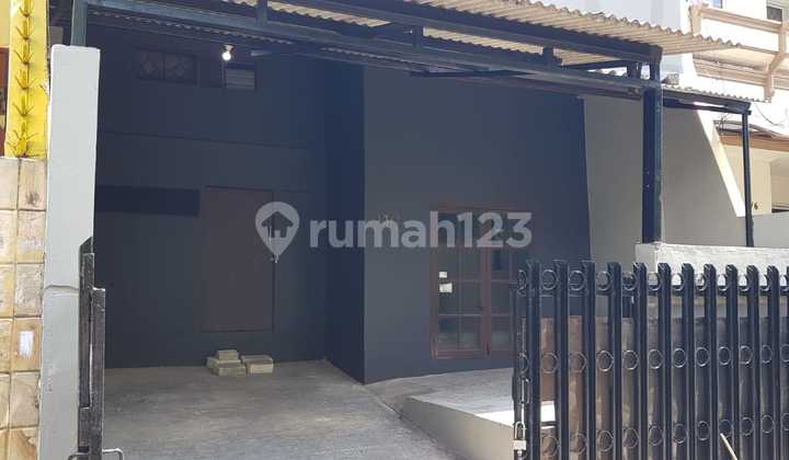 For Rent, 2-Story House, Freehold Certificate, in Taman Ratu 2