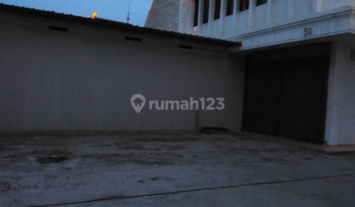 Disewakan Gudang di Utan Kayu, Jakarta Timur. 8