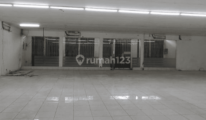 Disewakan Tempat Usaha Lokasi Strategis Kebon Jeruk Jakarta Barat 1