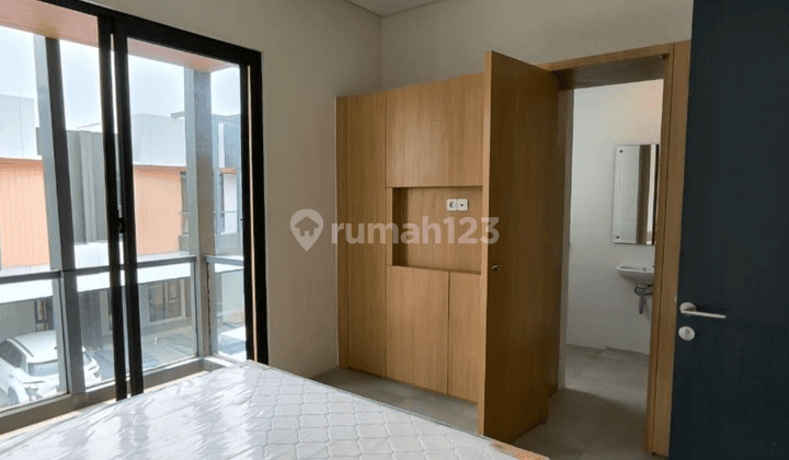 Disewakan Rumah 2 Lantai Furnished Cluster Breezy, Myza Bsd 1